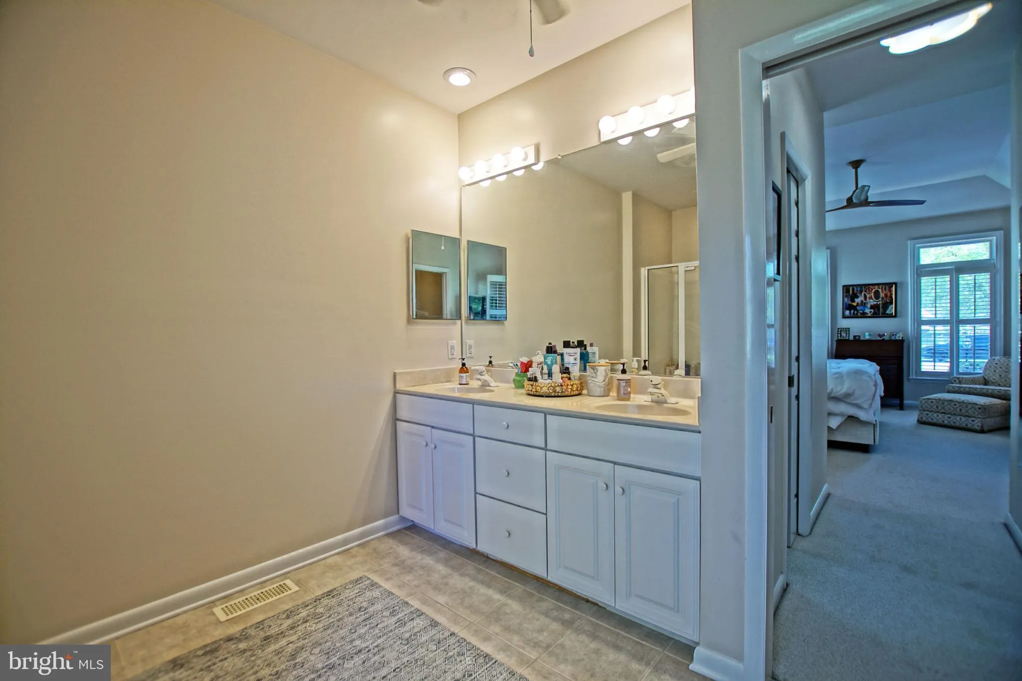 Rehoboth Beach, Delaware 19971, United States, 5 Bedrooms Bedrooms, ,4 BathroomsBathrooms,Residential,Pending,204847