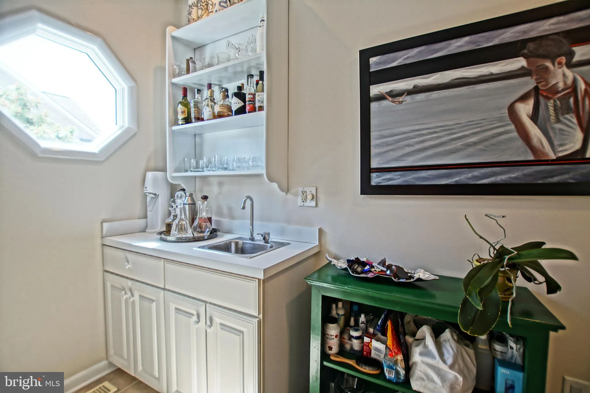 Rehoboth Beach, Delaware 19971, United States, 5 Bedrooms Bedrooms, ,4 BathroomsBathrooms,Residential,Pending,204847