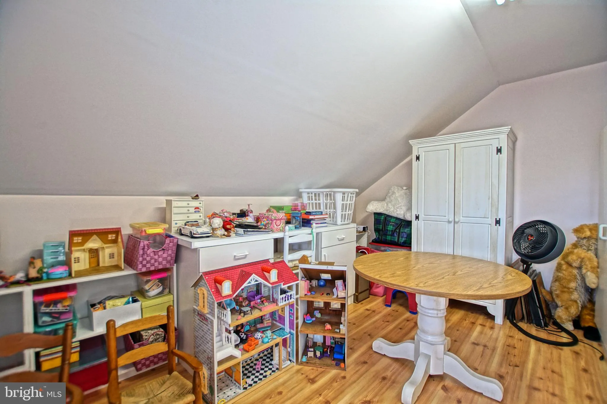 Rehoboth Beach, Delaware 19971, United States, 5 Bedrooms Bedrooms, ,4 BathroomsBathrooms,Residential,Pending,204847