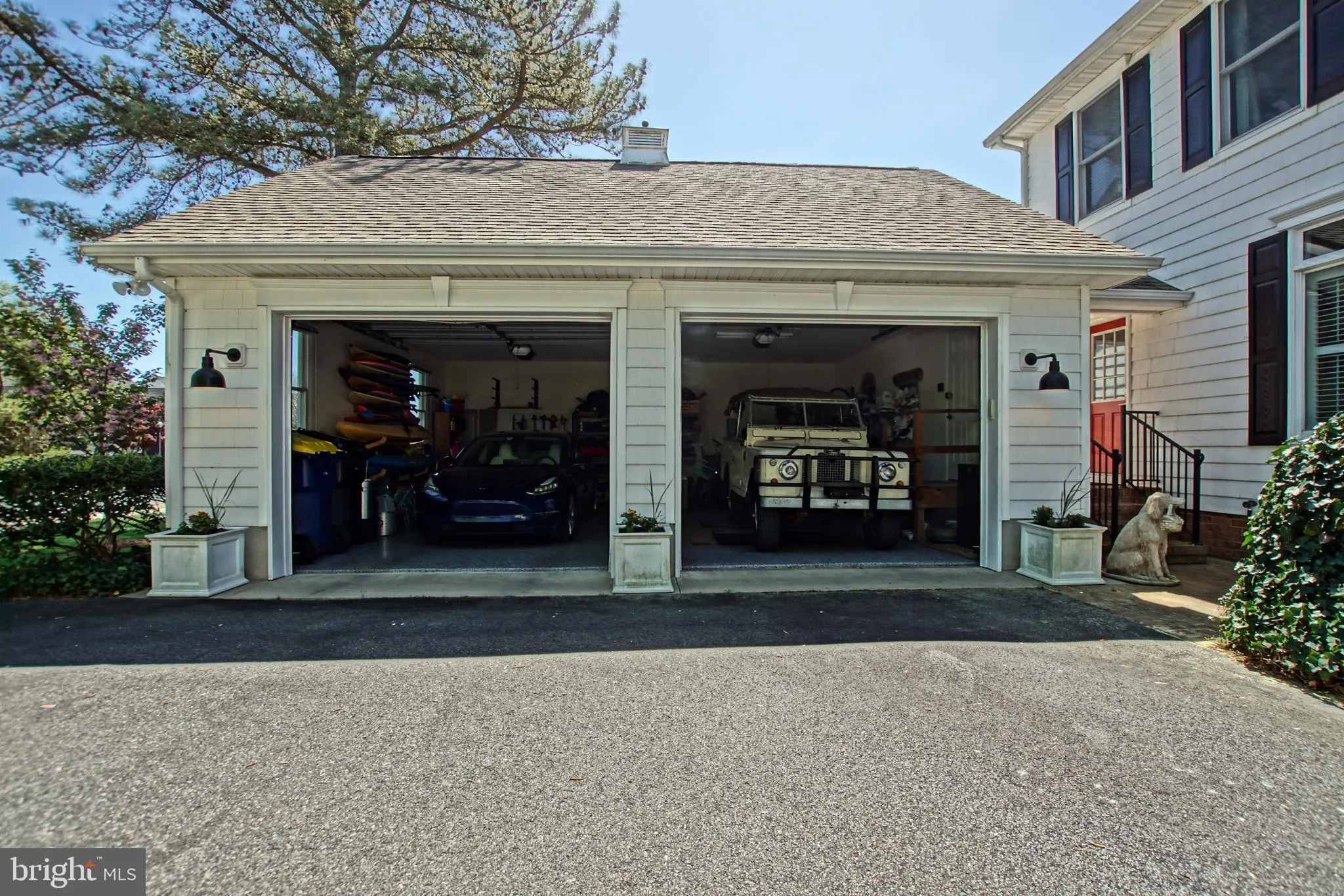Rehoboth Beach, Delaware 19971, United States, 5 Bedrooms Bedrooms, ,4 BathroomsBathrooms,Residential,Pending,204847