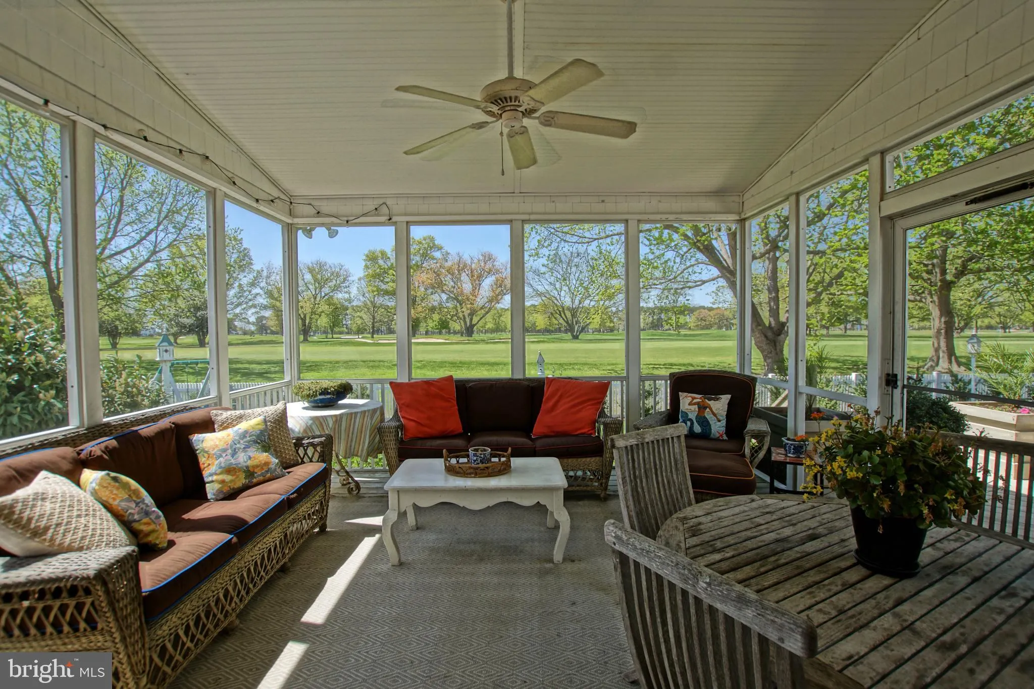 Rehoboth Beach, Delaware 19971, United States, 5 Bedrooms Bedrooms, ,4 BathroomsBathrooms,Residential,Pending,204847