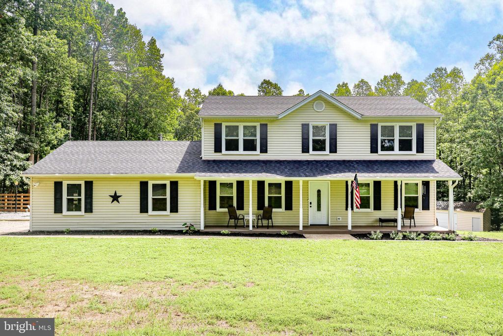 Photo of 8301 Seays Road, SPOTSYLVANIA, VA 22551 (MLS # VASP2041510)