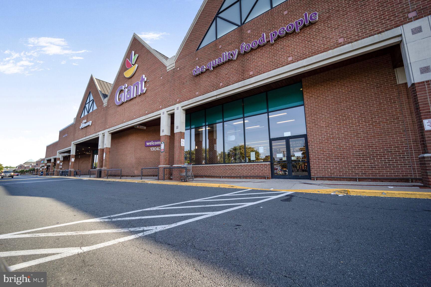 BROOKFIELD - Residential Lease