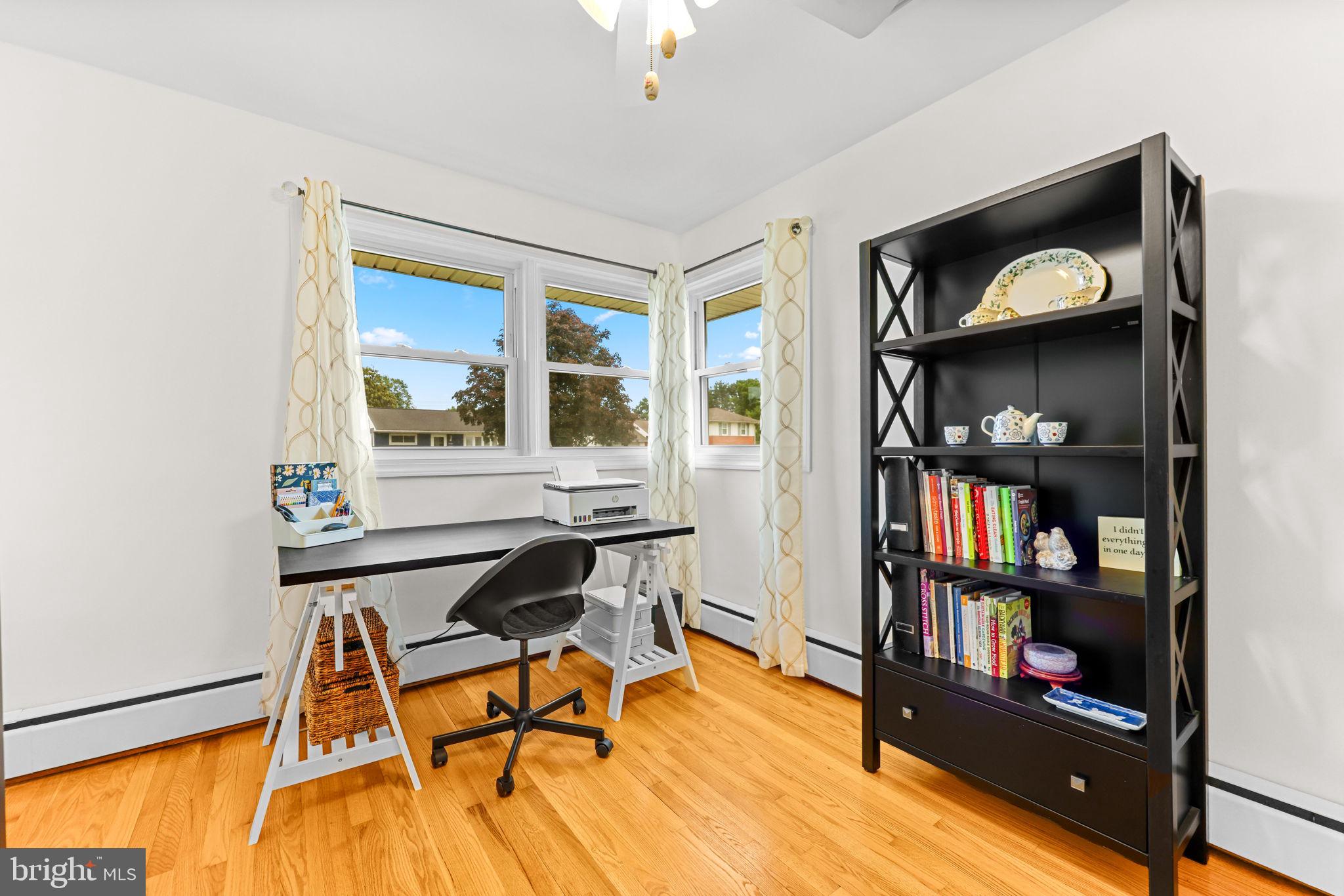 EDGEMERE - Residential