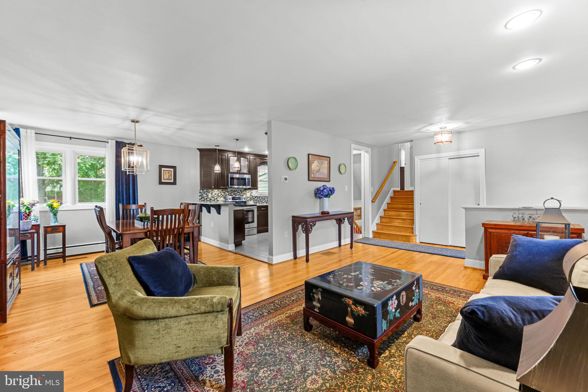 EDGEMERE - Residential