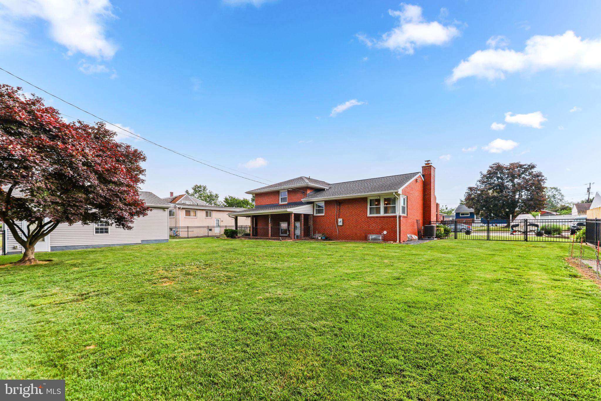 EDGEMERE - Residential