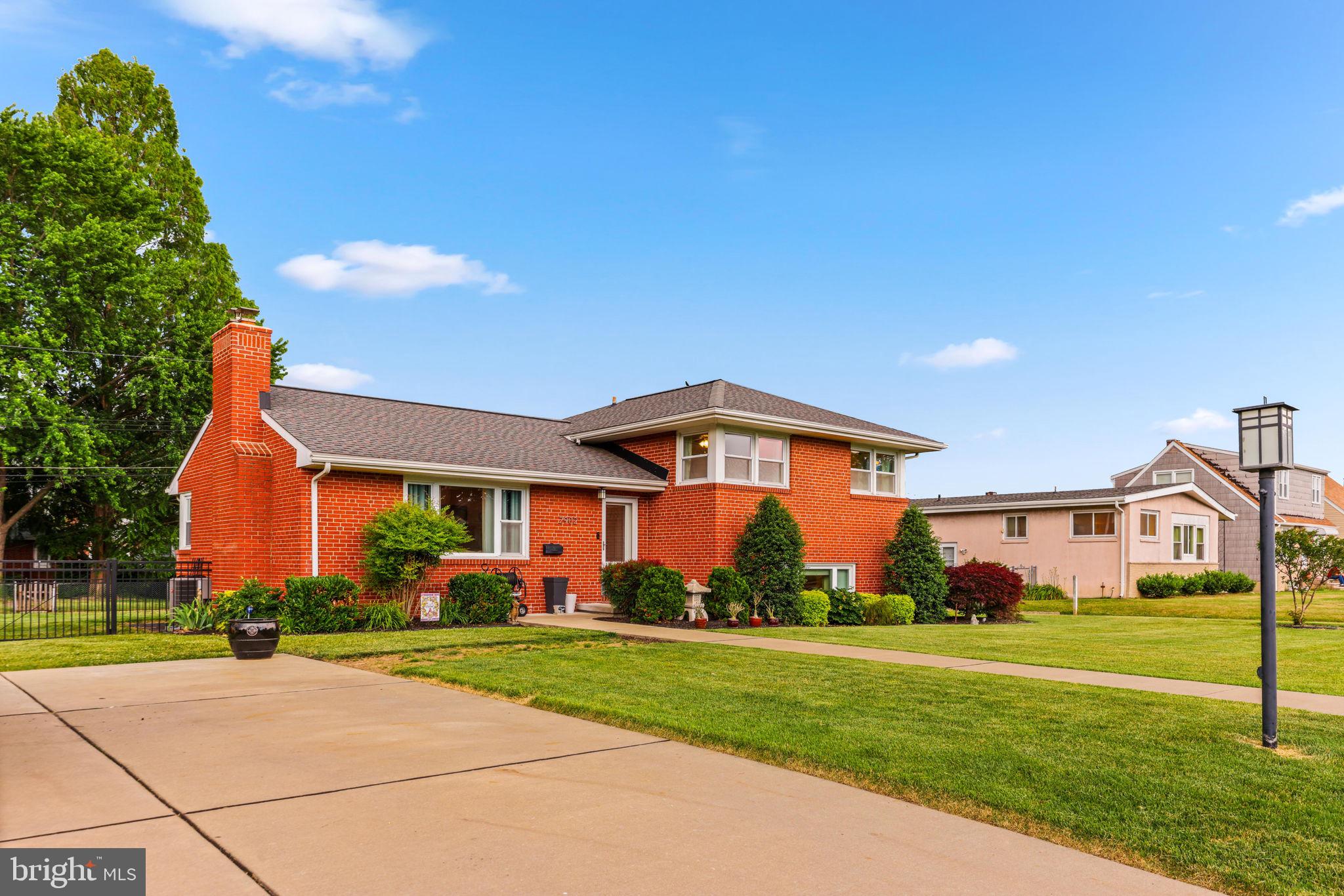 EDGEMERE - Residential