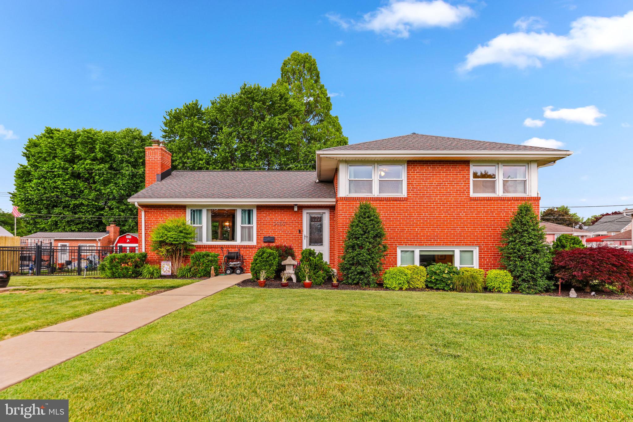 EDGEMERE - Residential
