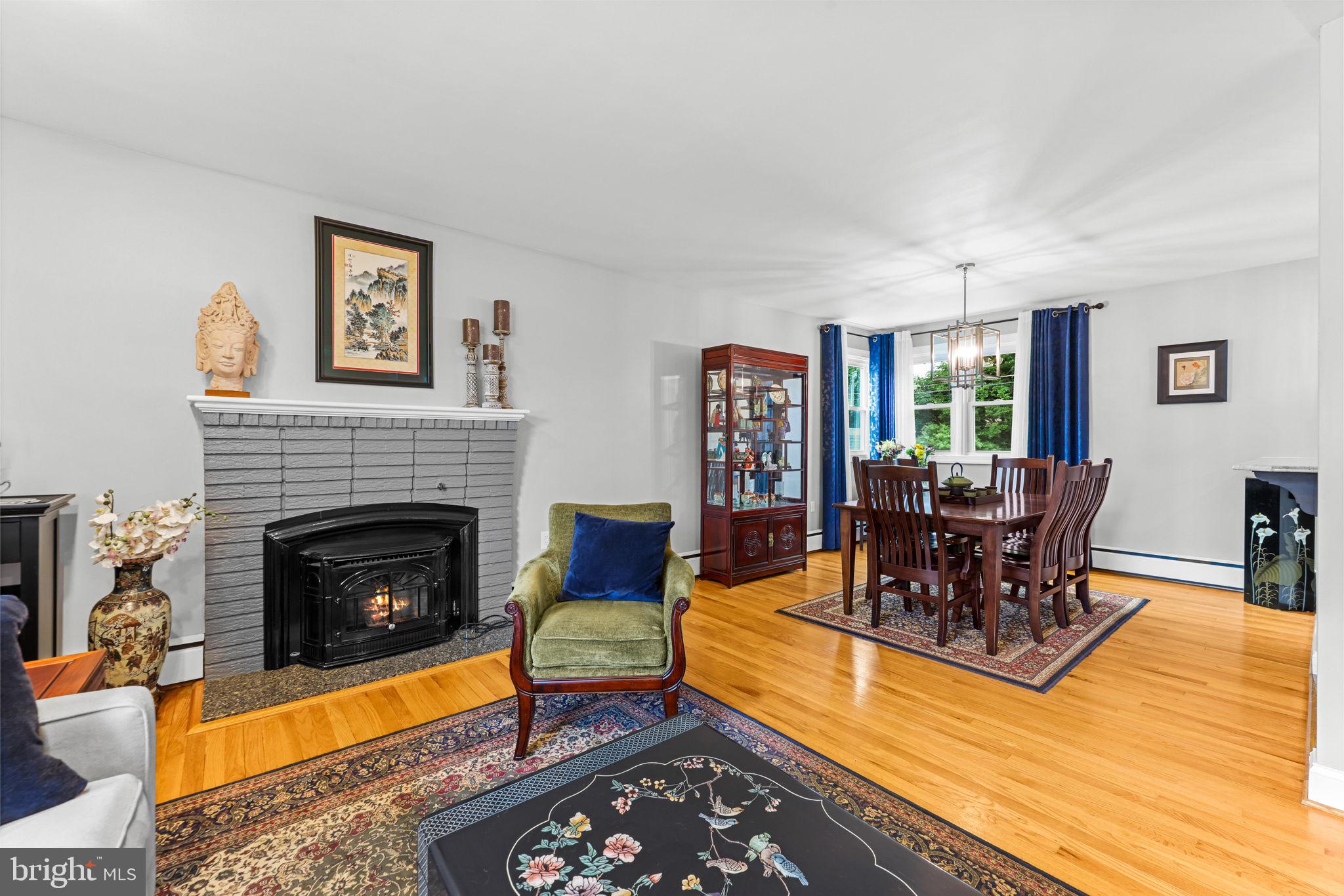 EDGEMERE - Residential