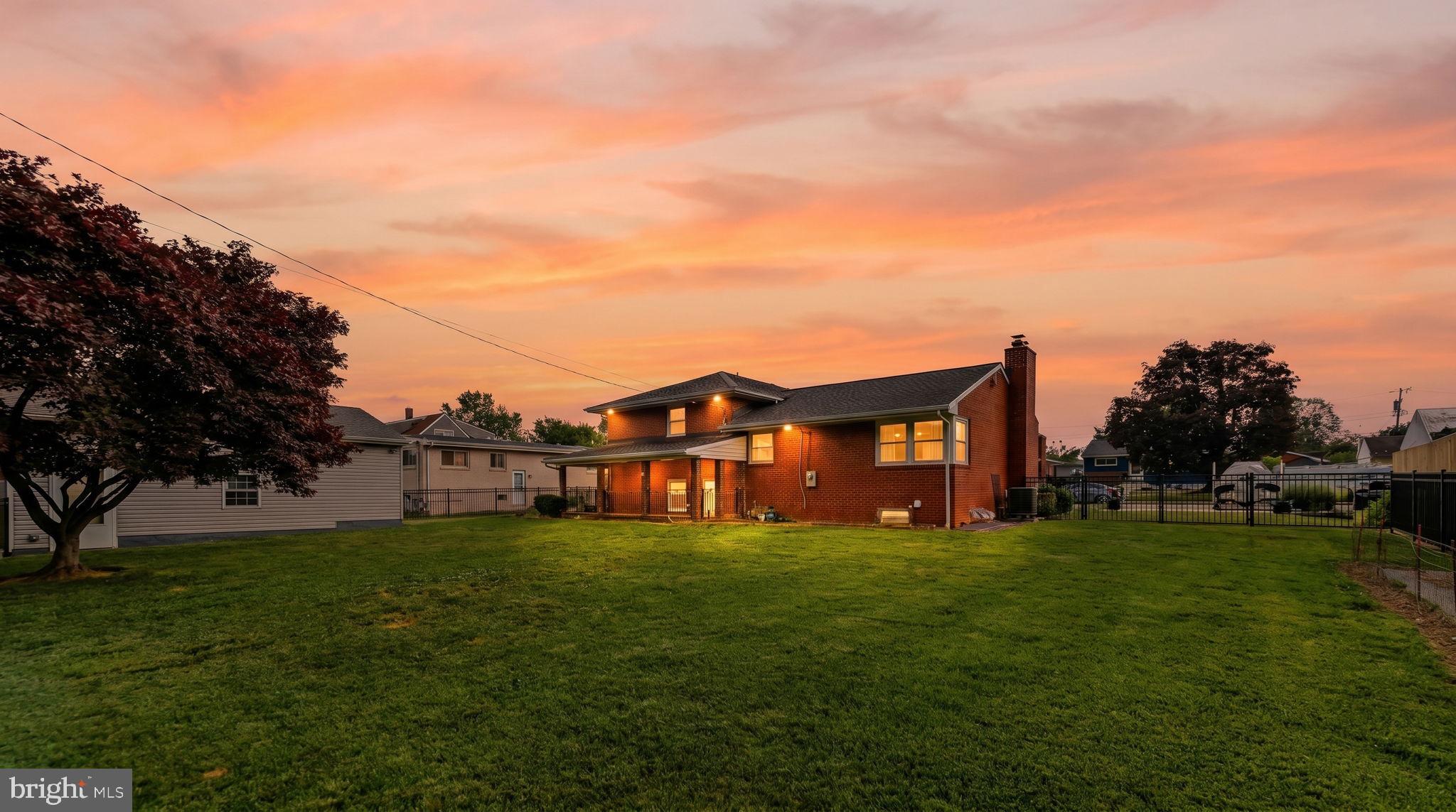 EDGEMERE - Residential