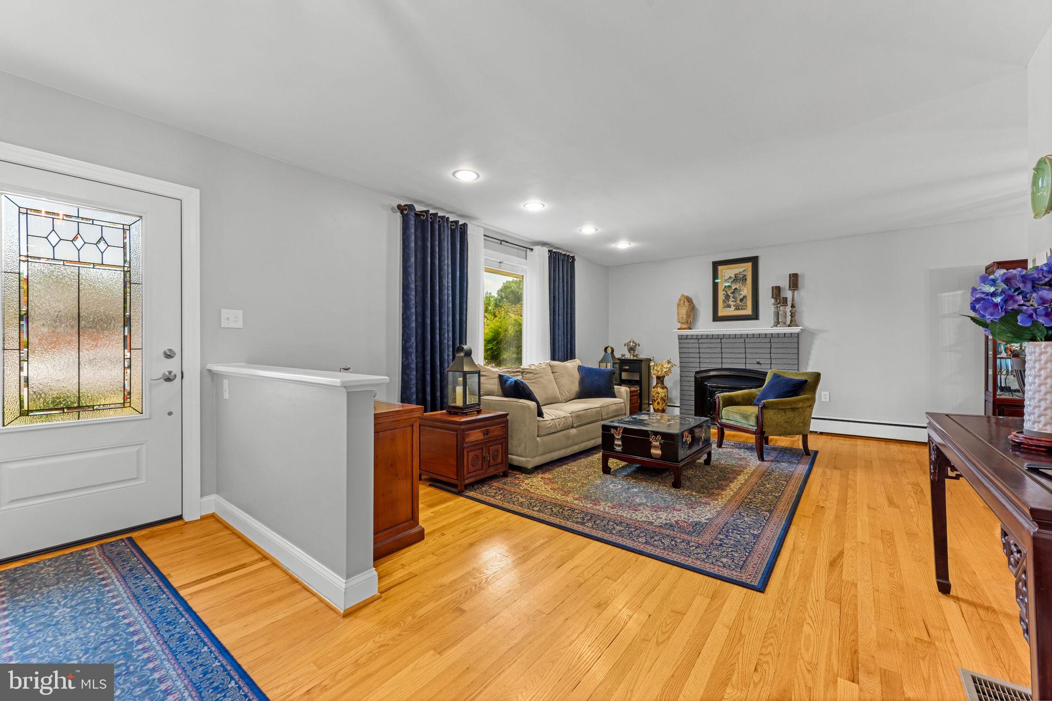 EDGEMERE - Residential
