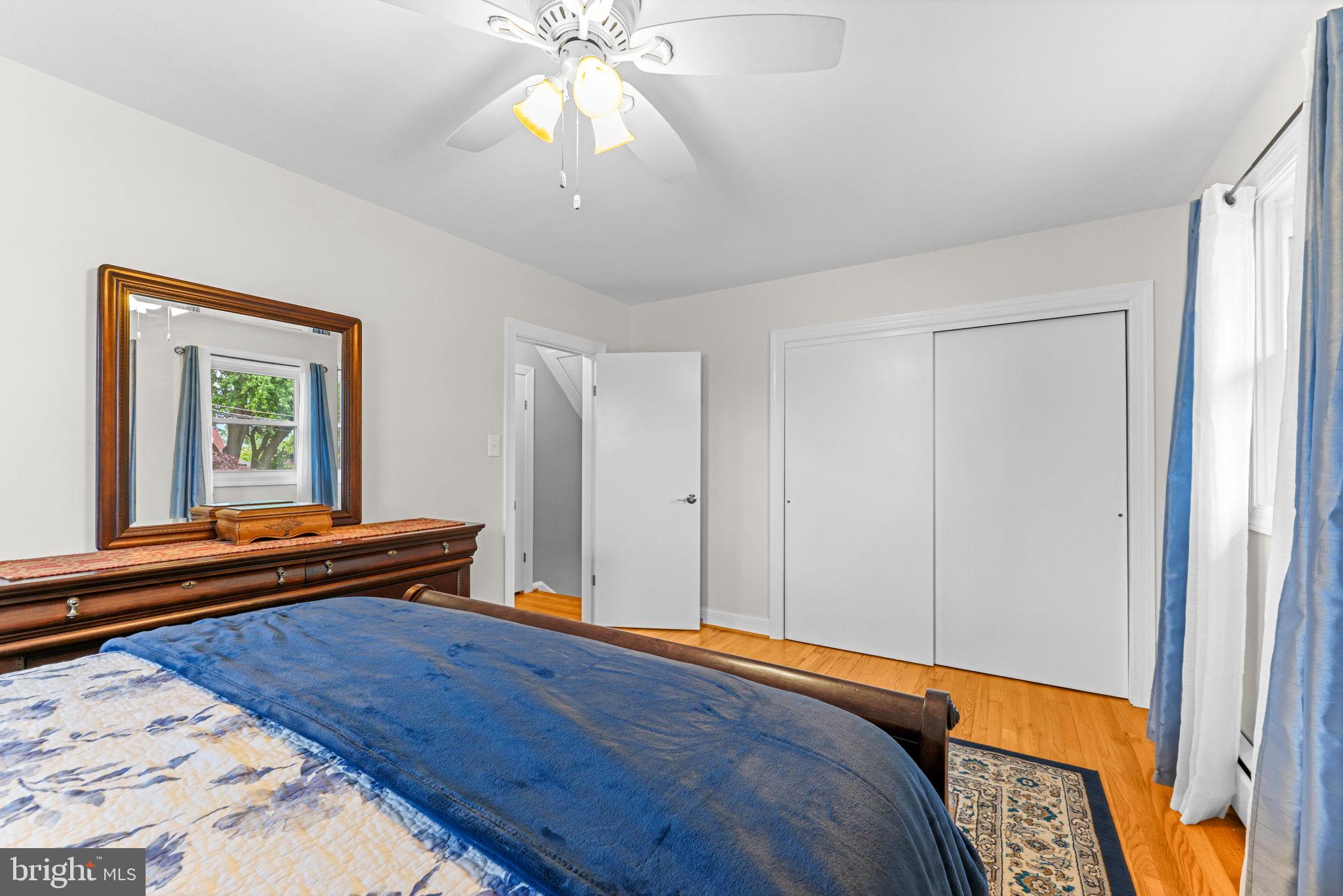 EDGEMERE - Residential
