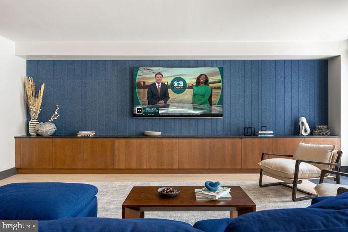 WASHINGTON SQ - Residential Lease