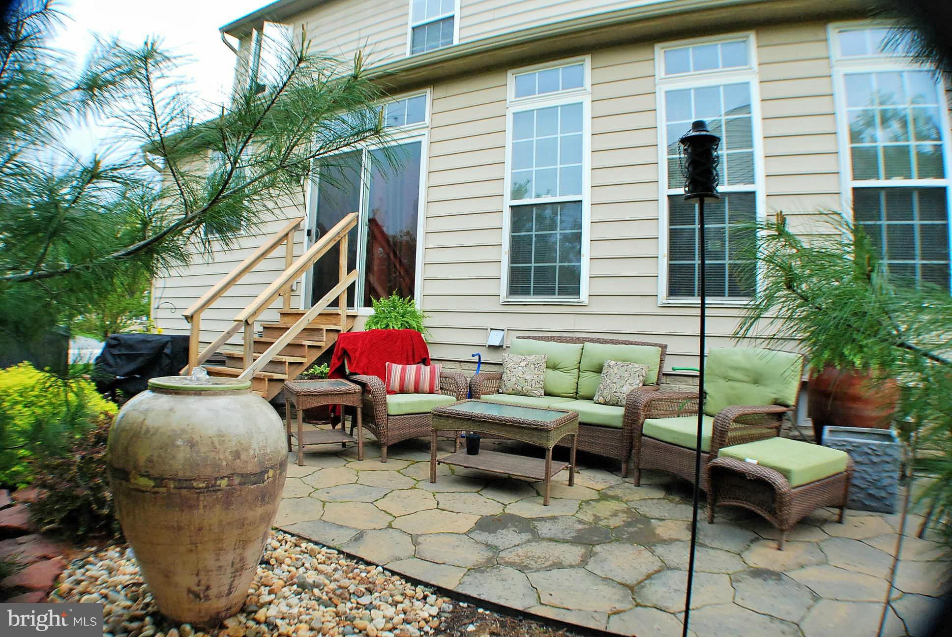 THE VILLAGE OF WASHINGTON TRAIL - Residential