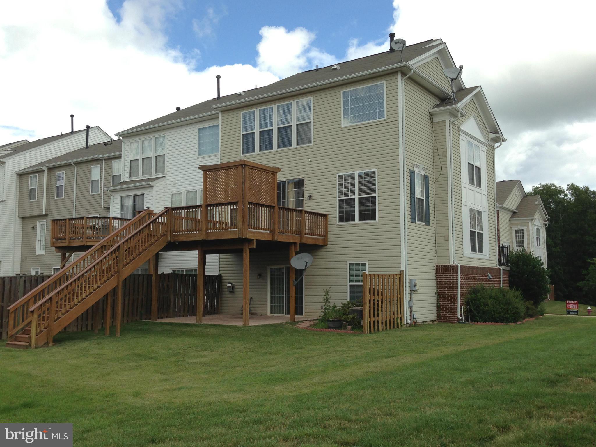LOUDOUN PARKWAY CENTER - Residential Lease