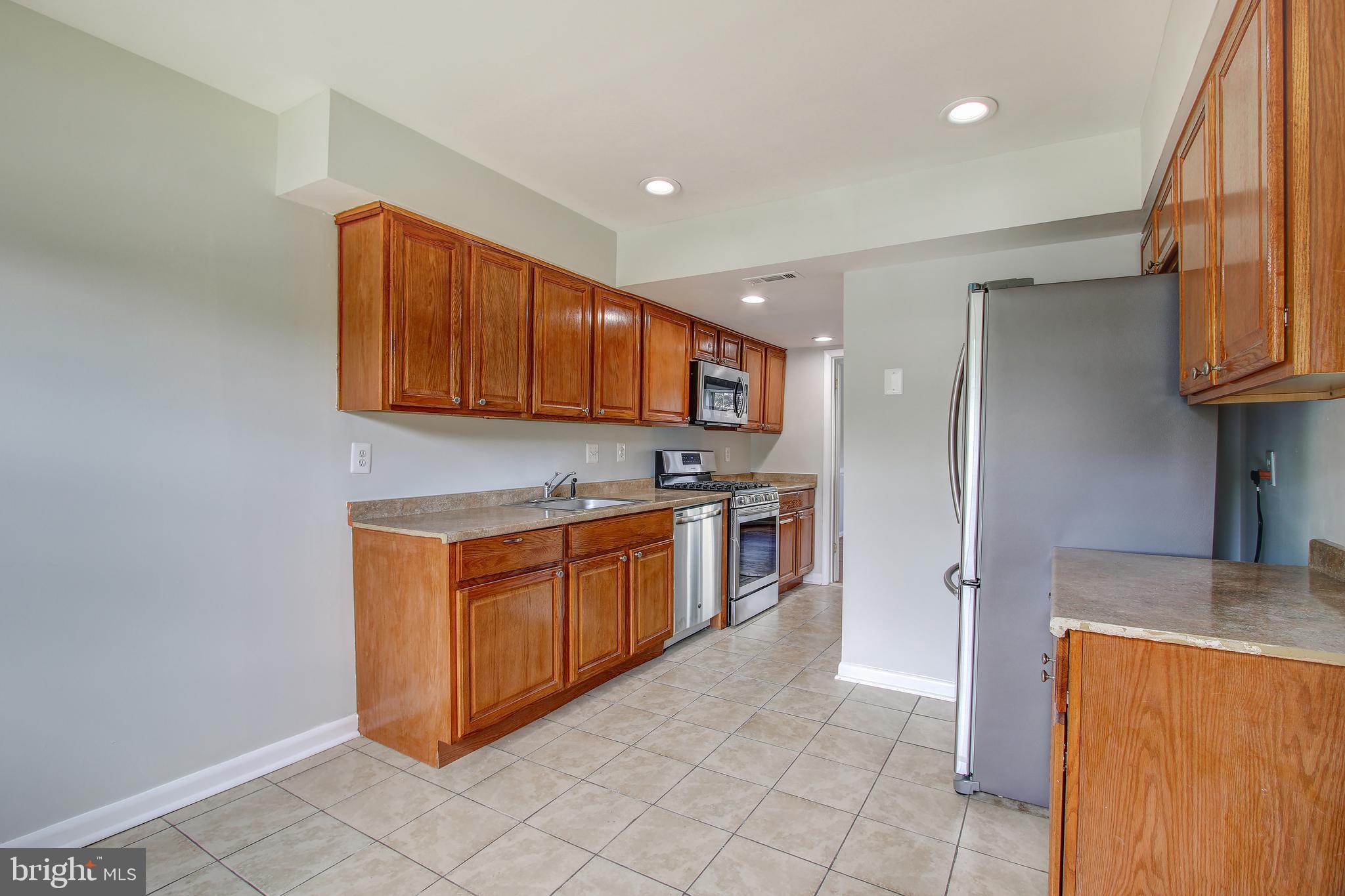 DALE CITY - Residential