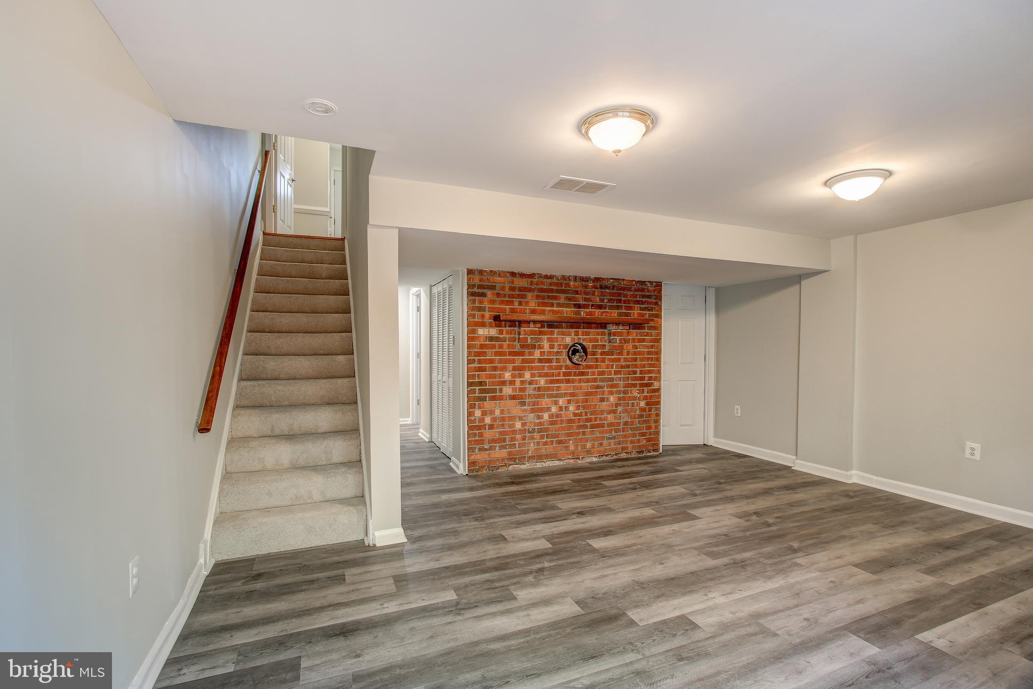 DALE CITY - Residential