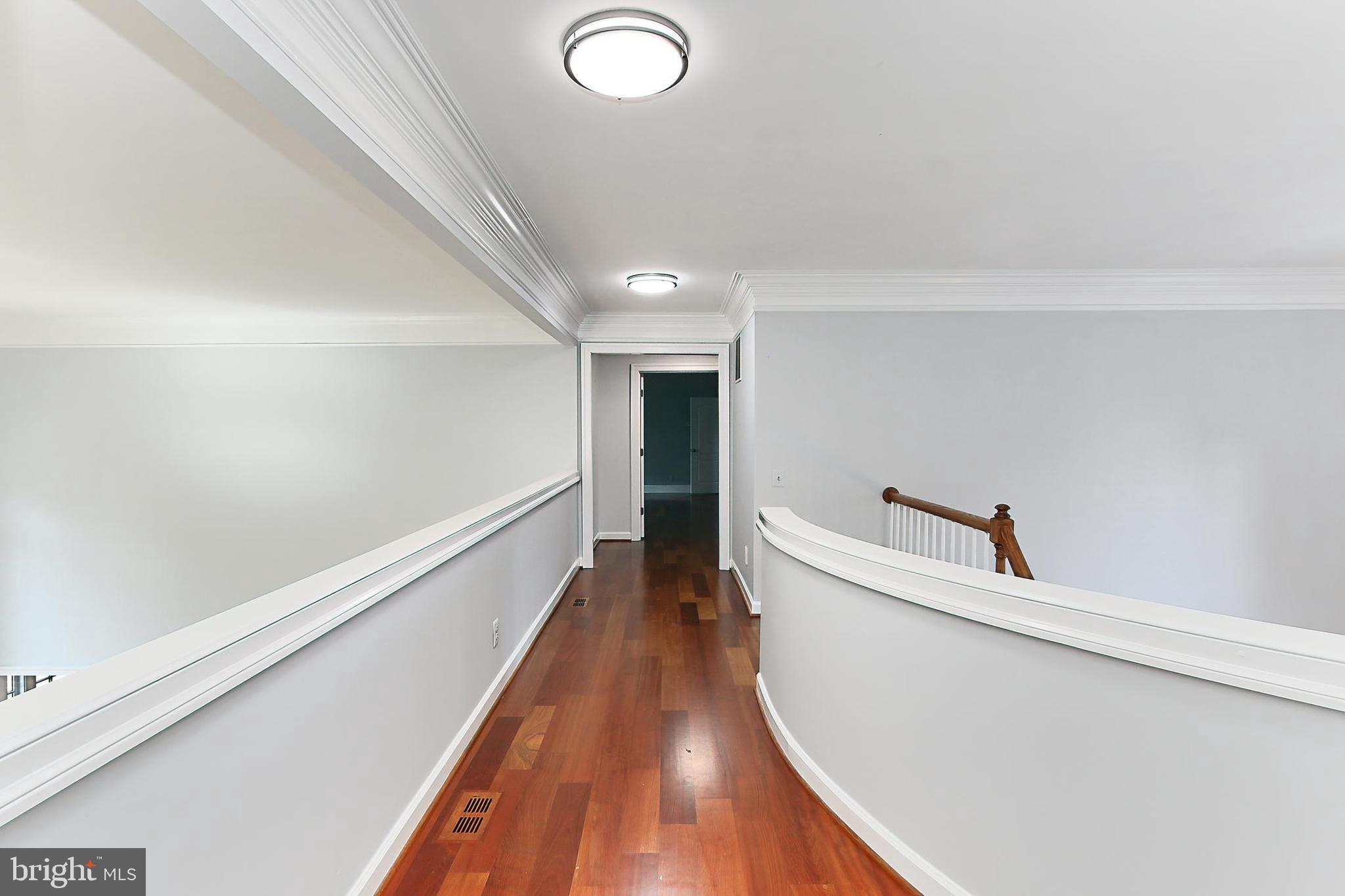 FALLS POINTE - Residential