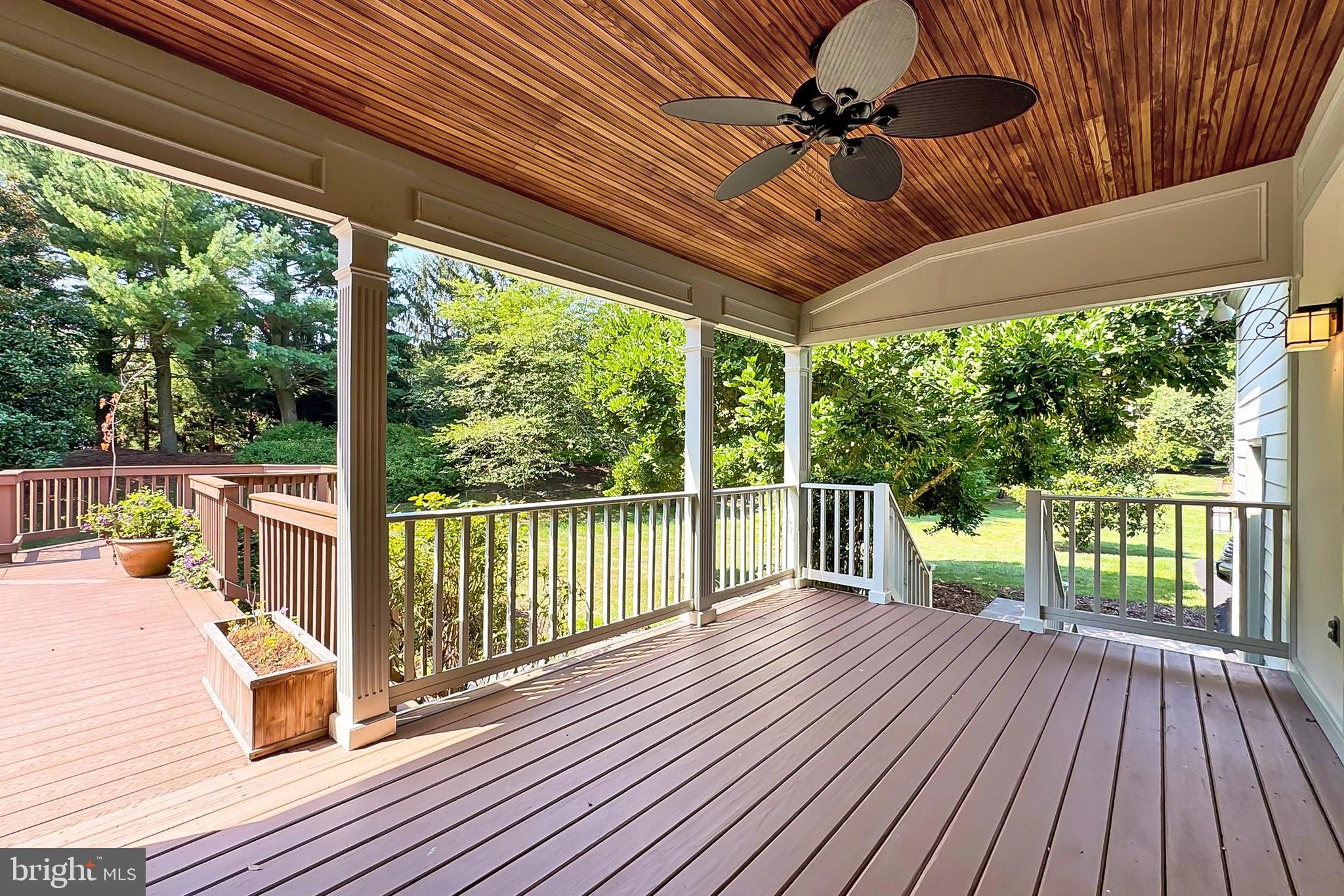 FALLS POINTE - Residential