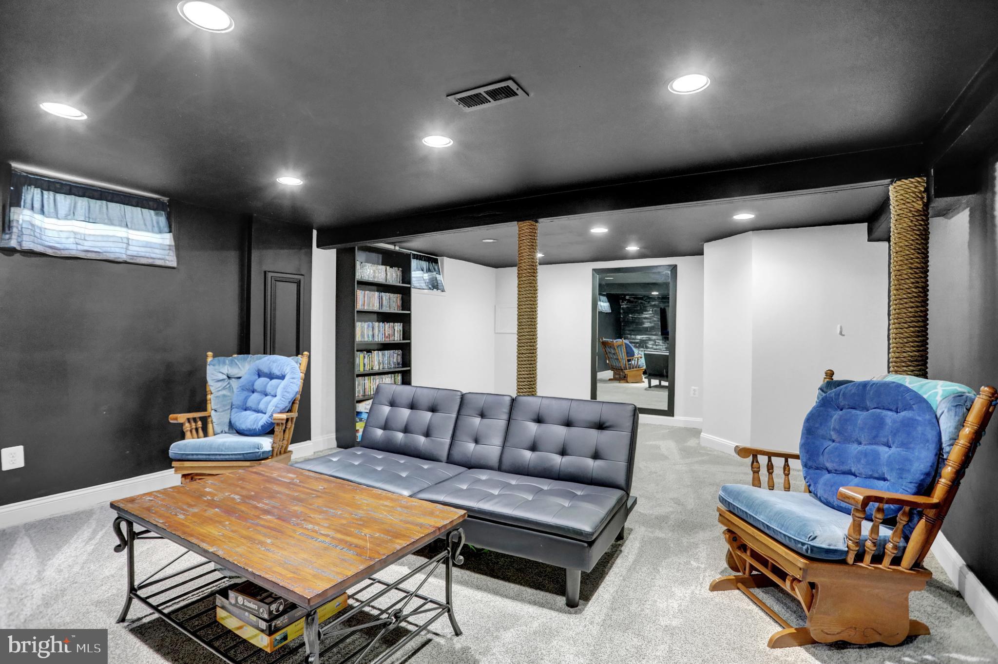 LONG BAR HARBOR - Residential