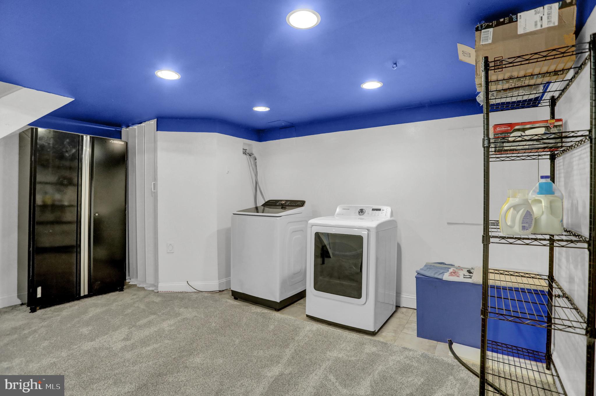 LONG BAR HARBOR - Residential