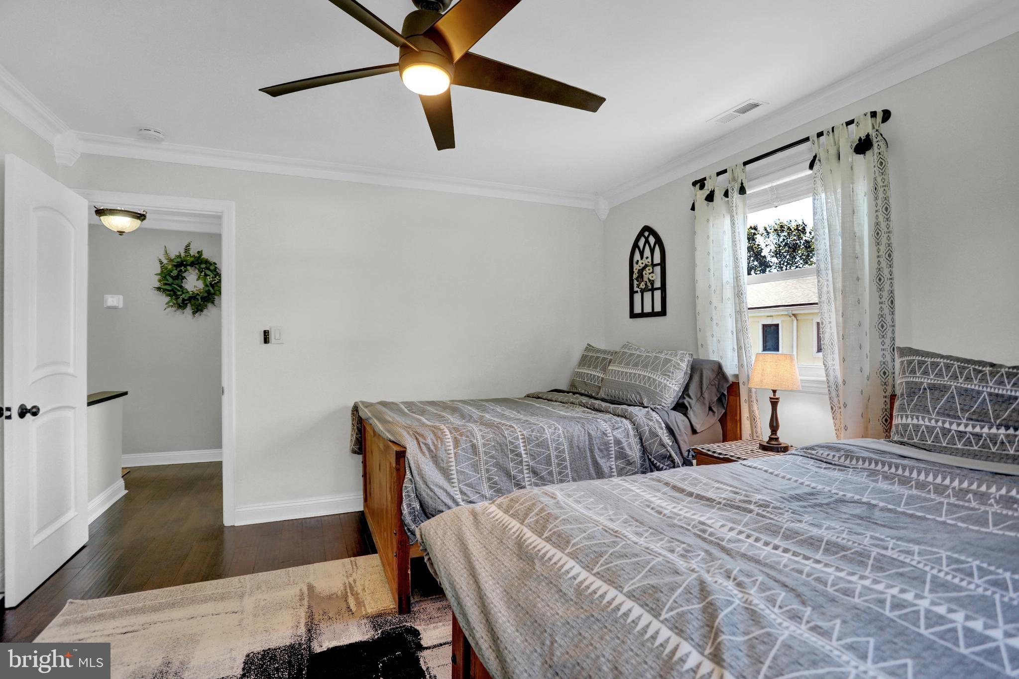 LONG BAR HARBOR - Residential