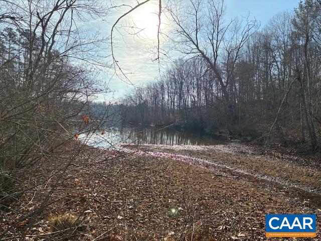 SHENANDOAH CROSSING - Land