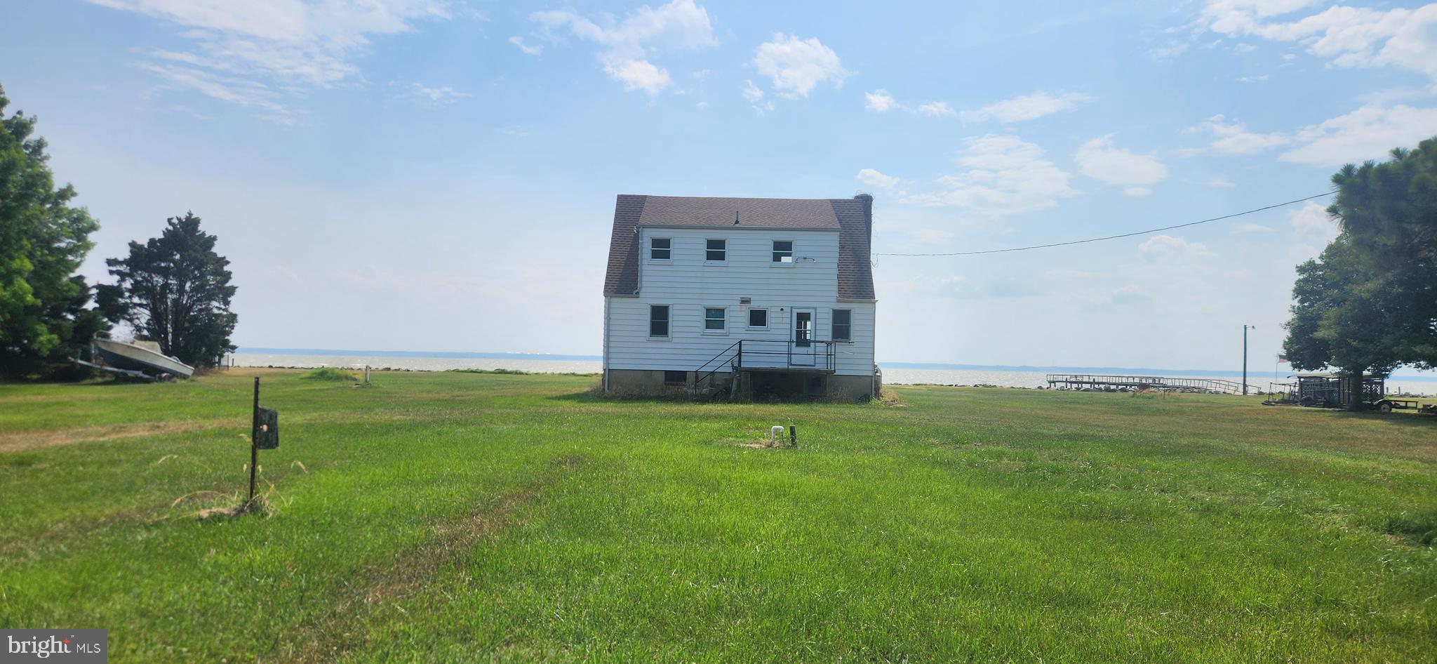 4276 BAY SHORE ROAD