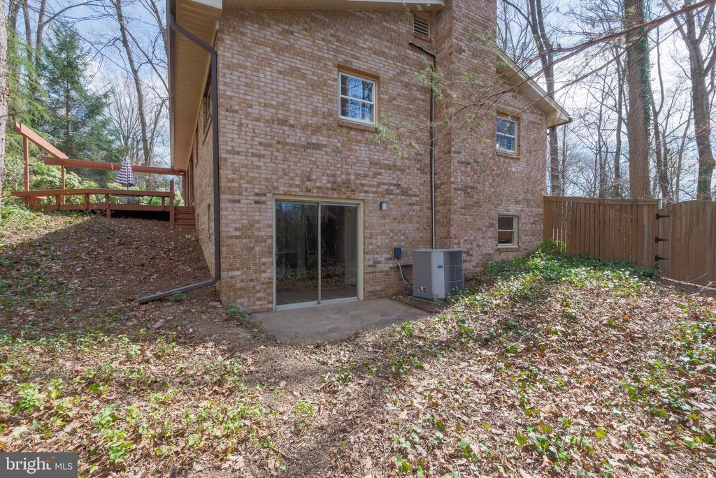 listing image 80
