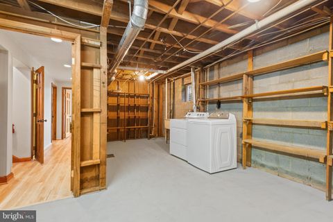 listing image 74
