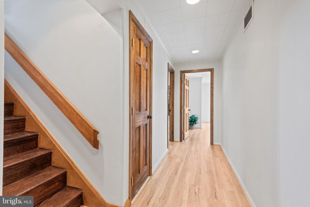 listing image 59