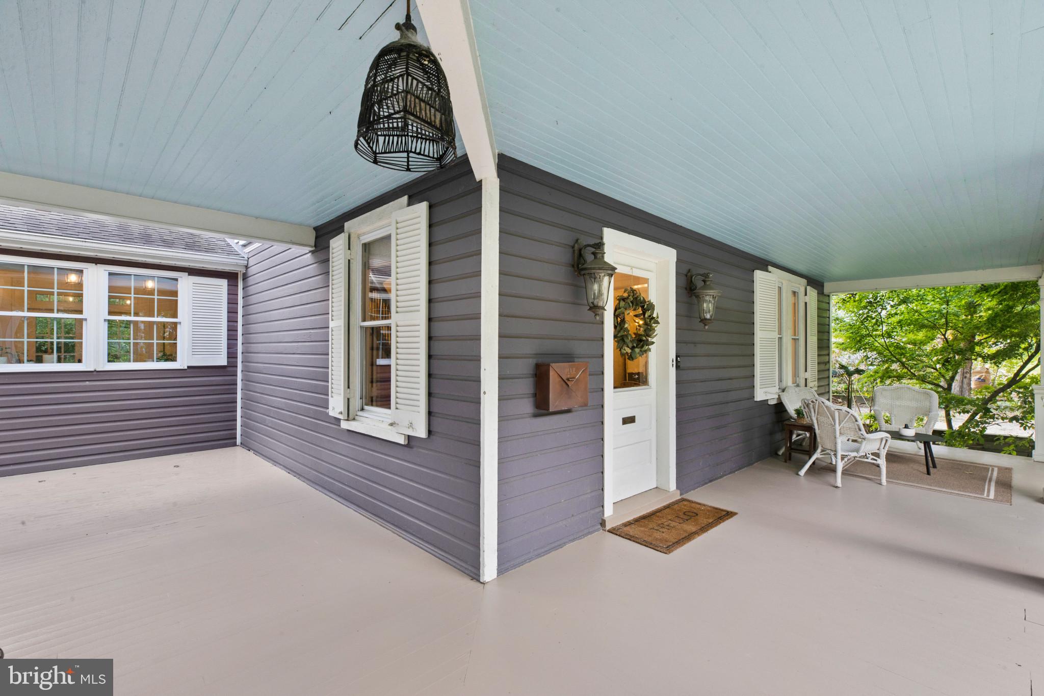 124 ROSEWOOD AVENUE