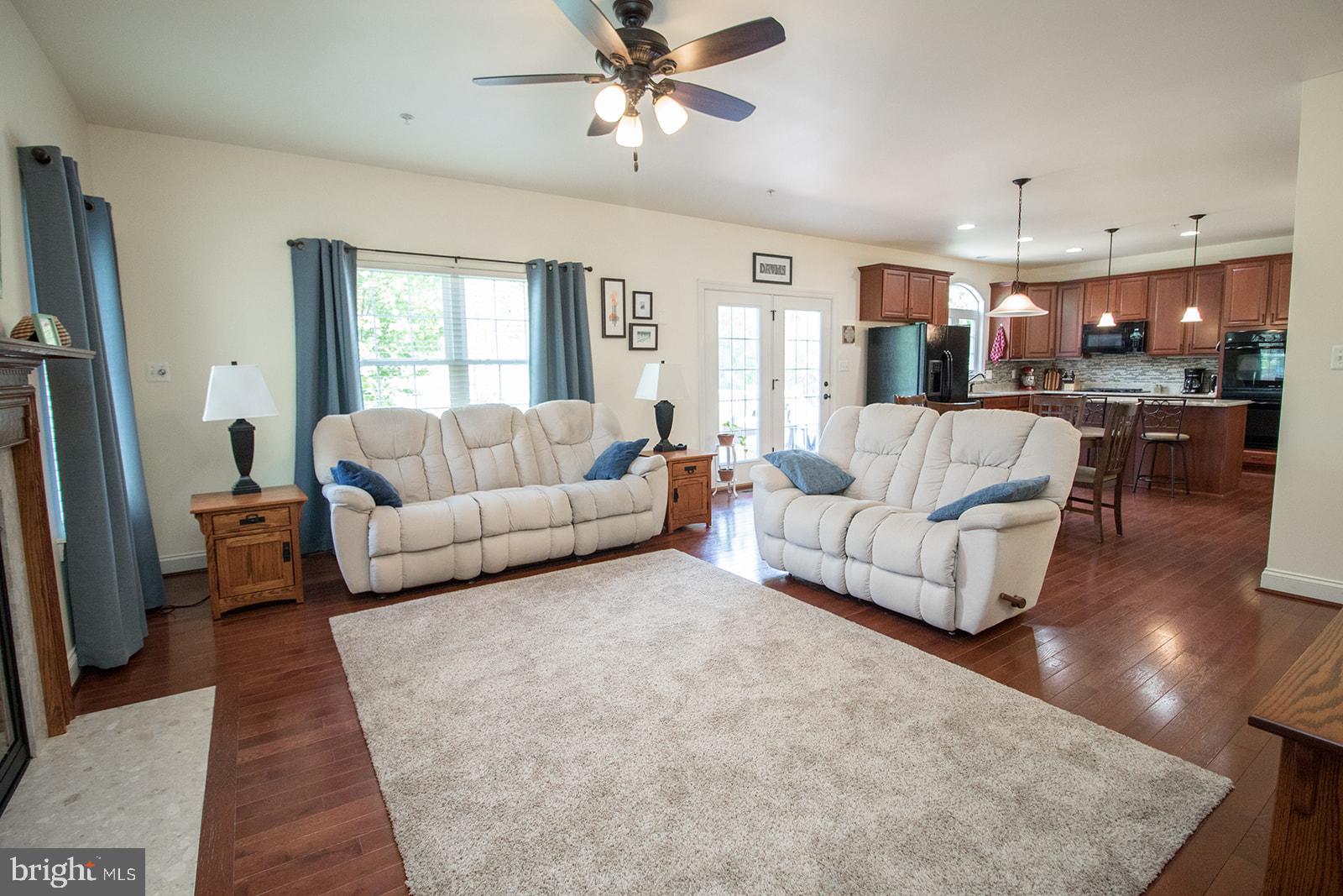 ESTATES AT JOY CHAPEL - Residential