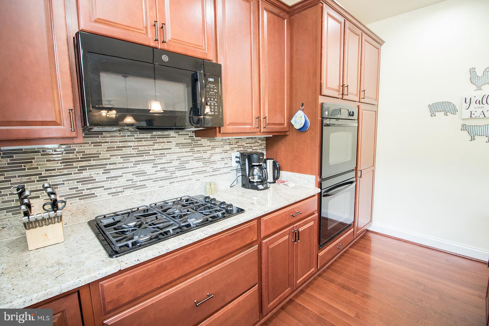 ESTATES AT JOY CHAPEL - Residential