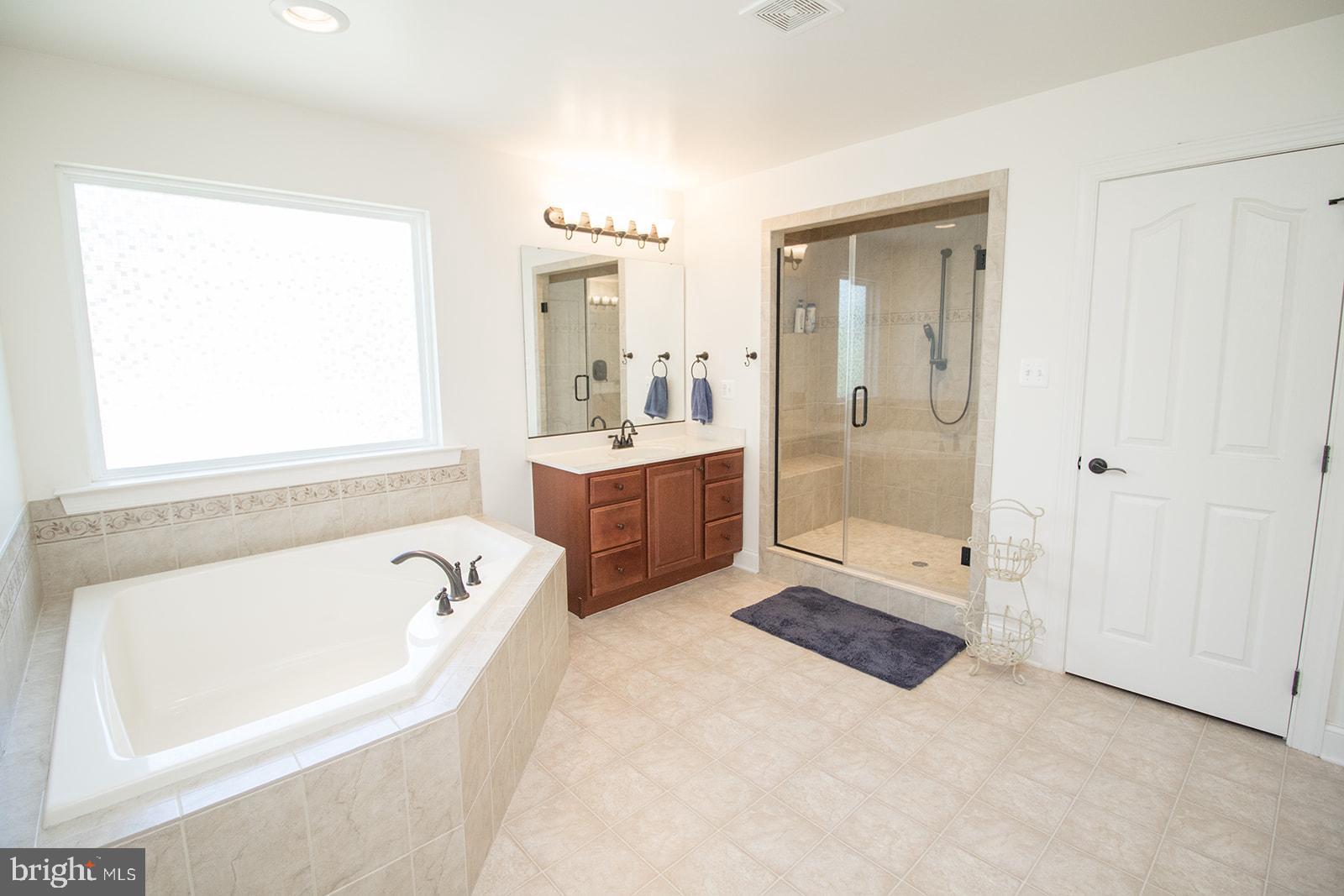 ESTATES AT JOY CHAPEL - Residential