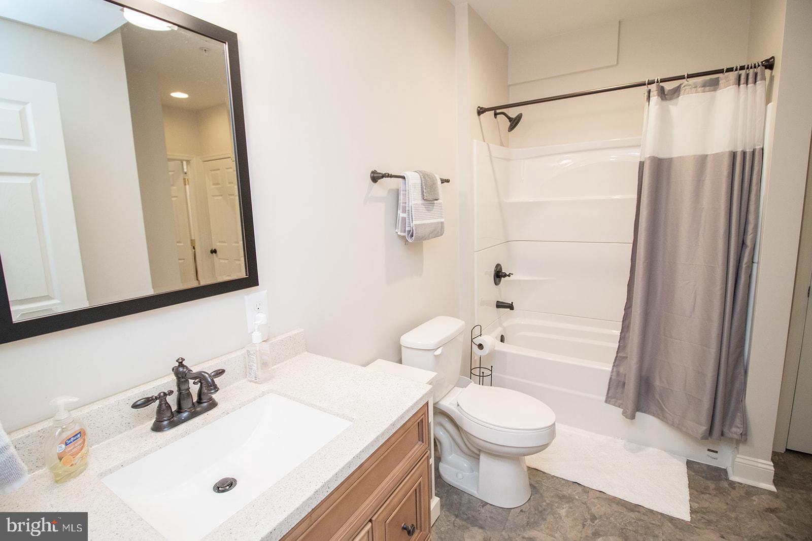 ESTATES AT JOY CHAPEL - Residential