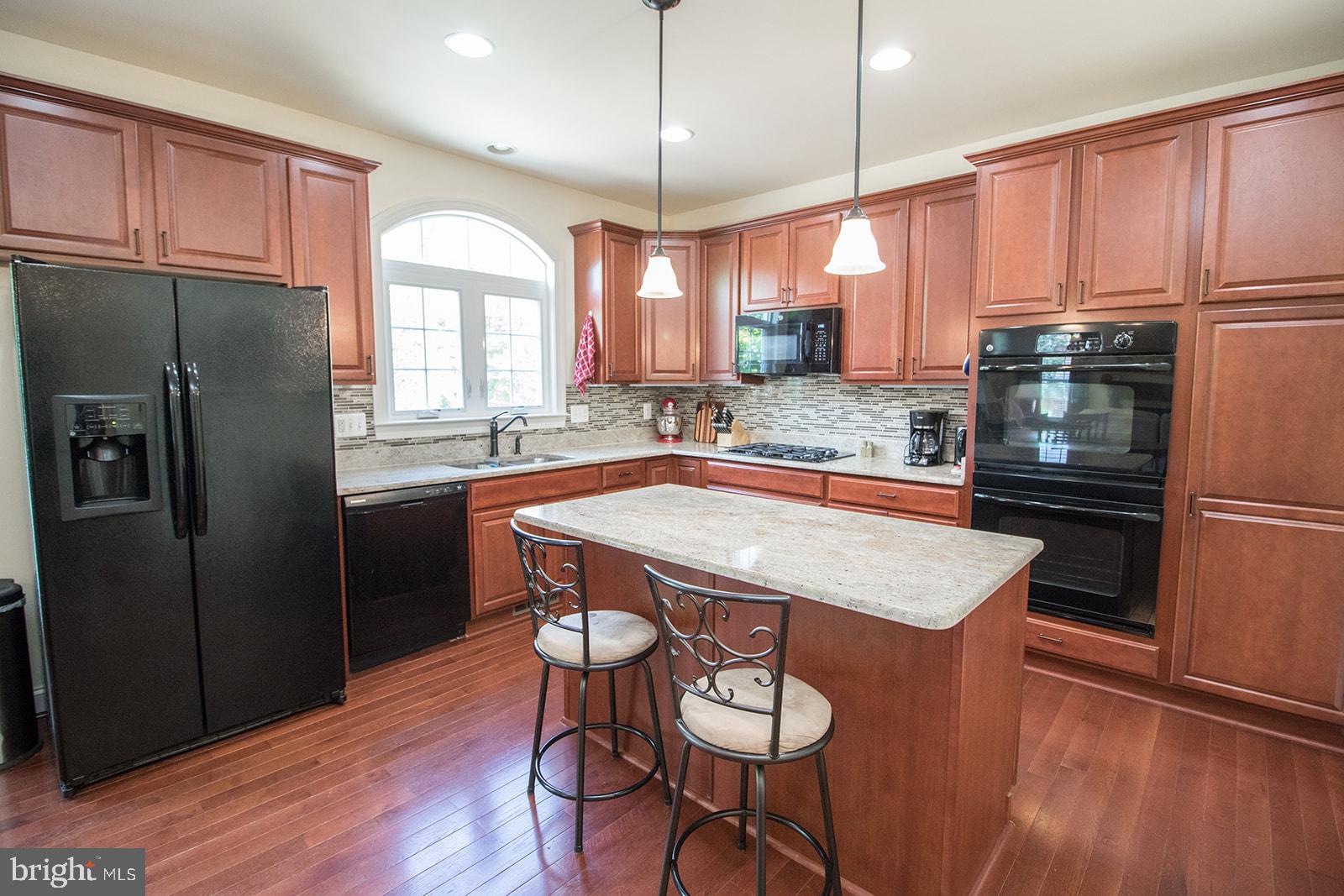 ESTATES AT JOY CHAPEL - Residential