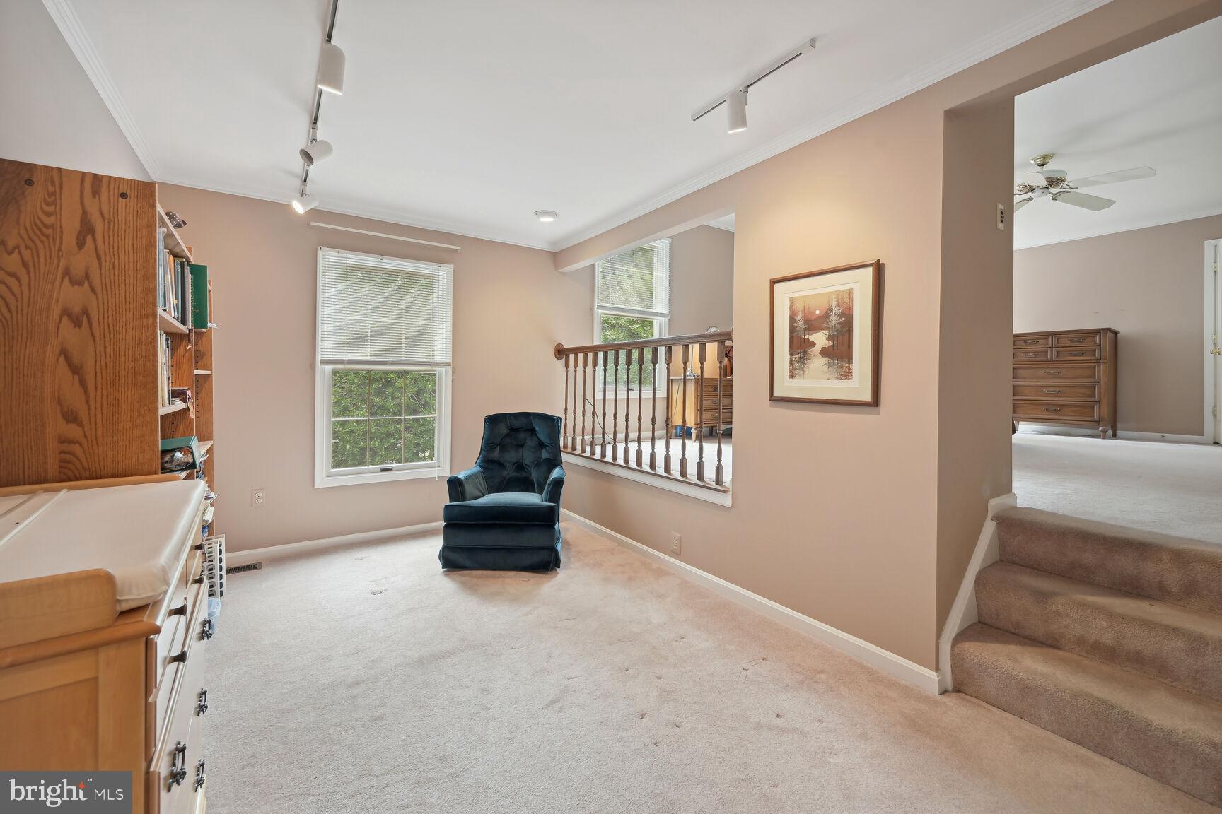 QUAINT ACRES - Residential