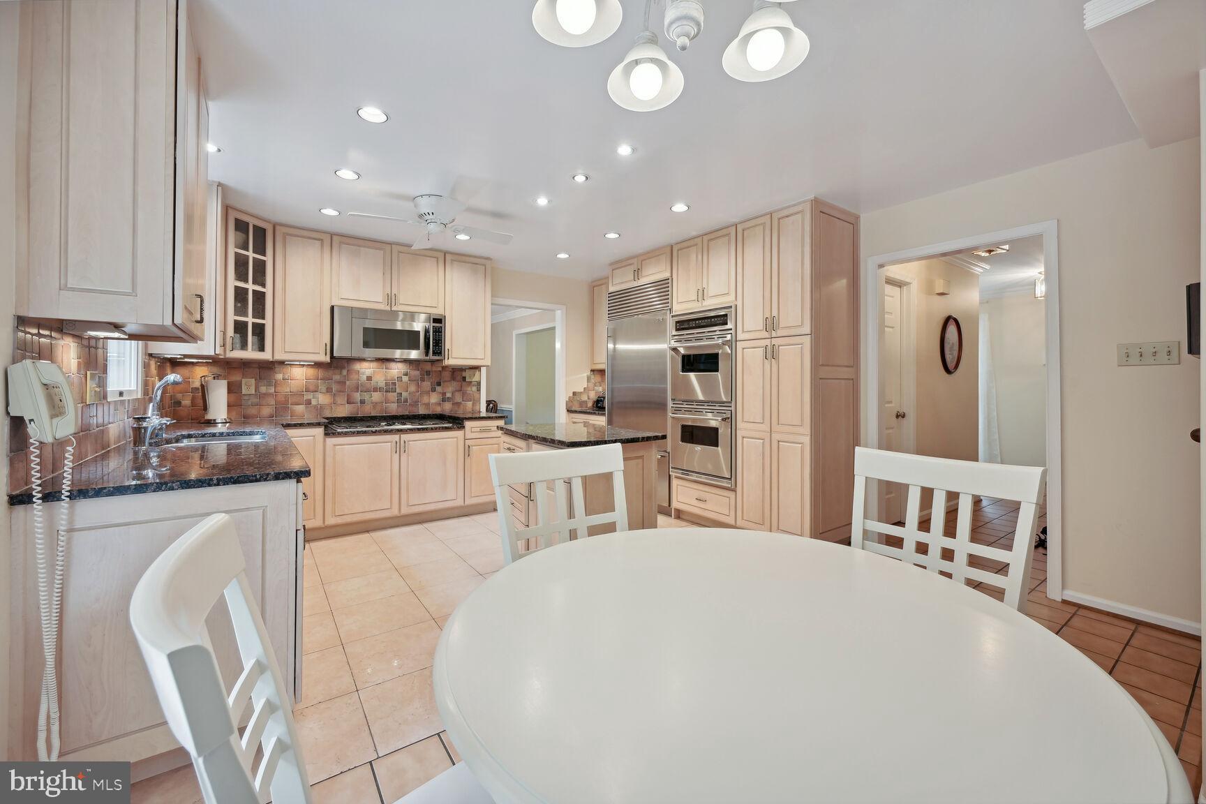 QUAINT ACRES - Residential