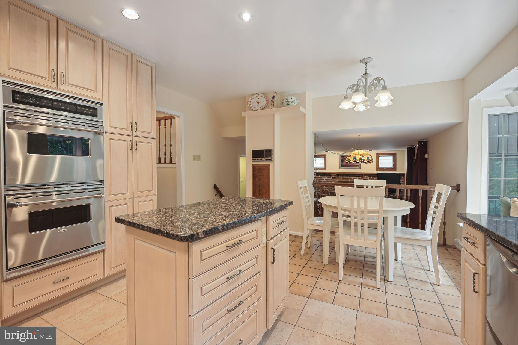 QUAINT ACRES - Residential