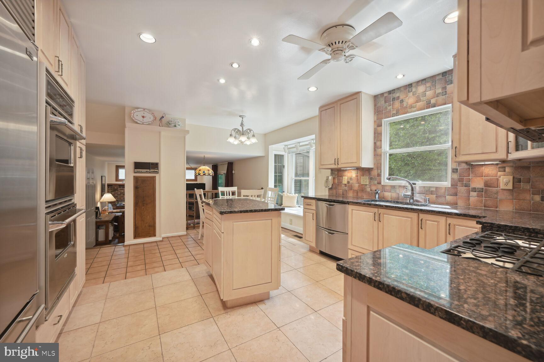 QUAINT ACRES - Residential