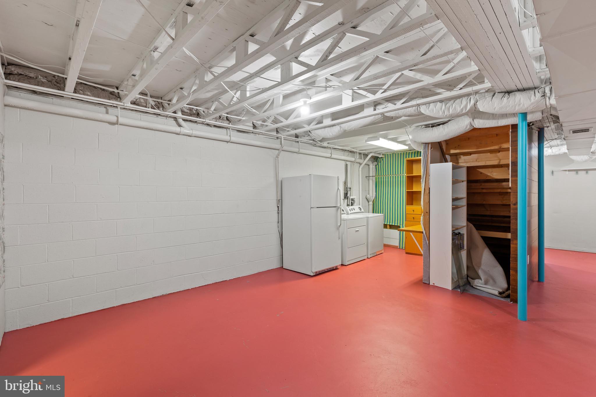 DRUM POINT - Residential