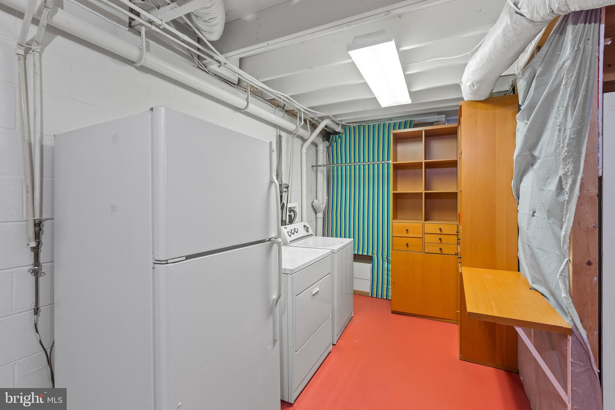 DRUM POINT - Residential