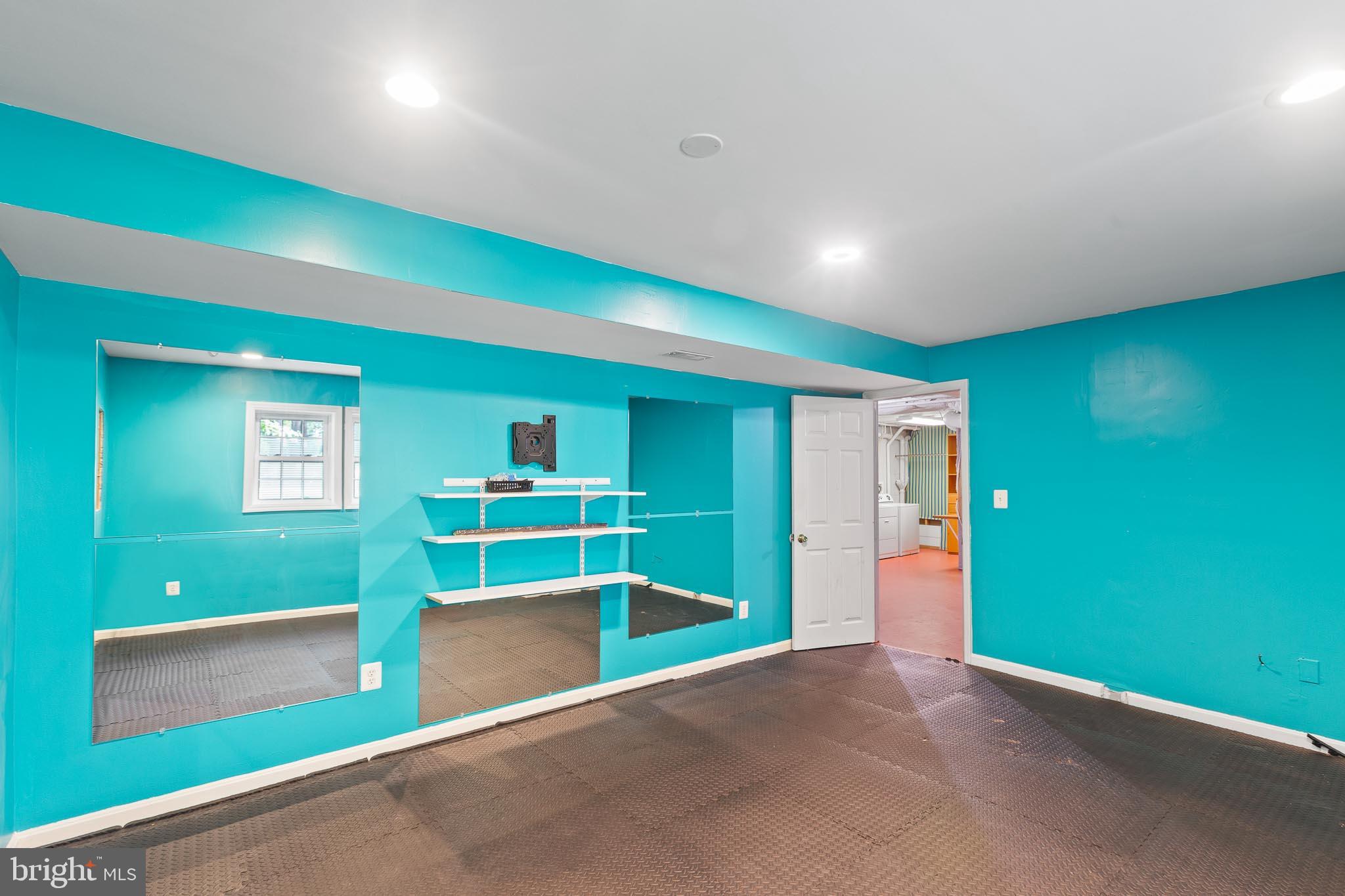 DRUM POINT - Residential