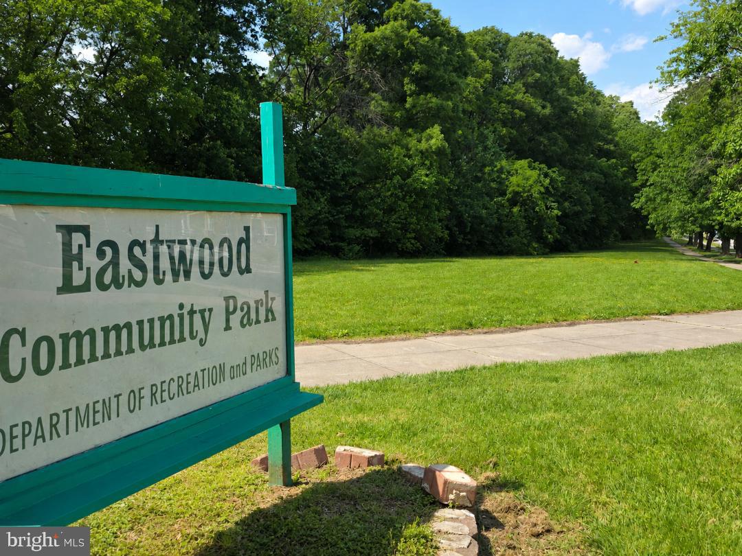 EASTWOOD - Residential