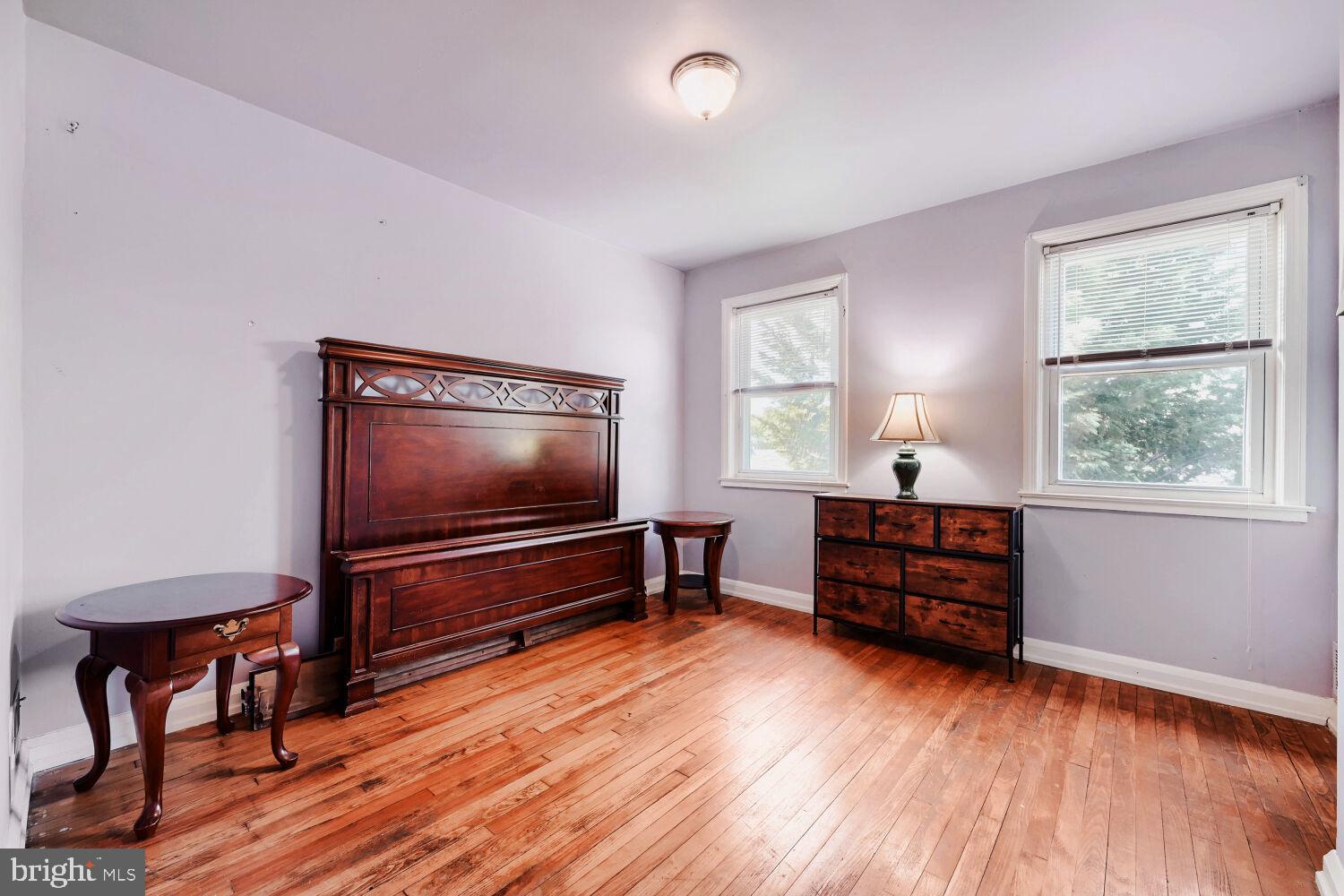 EASTWOOD - Residential