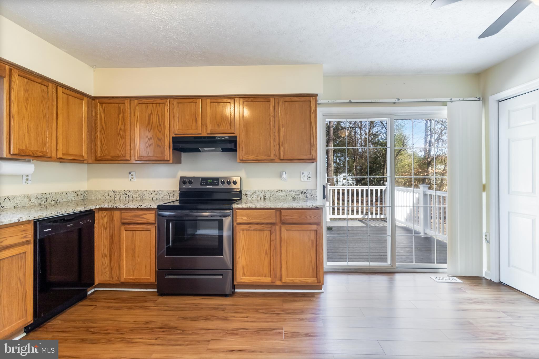 GOLDEN BEACH - Residential