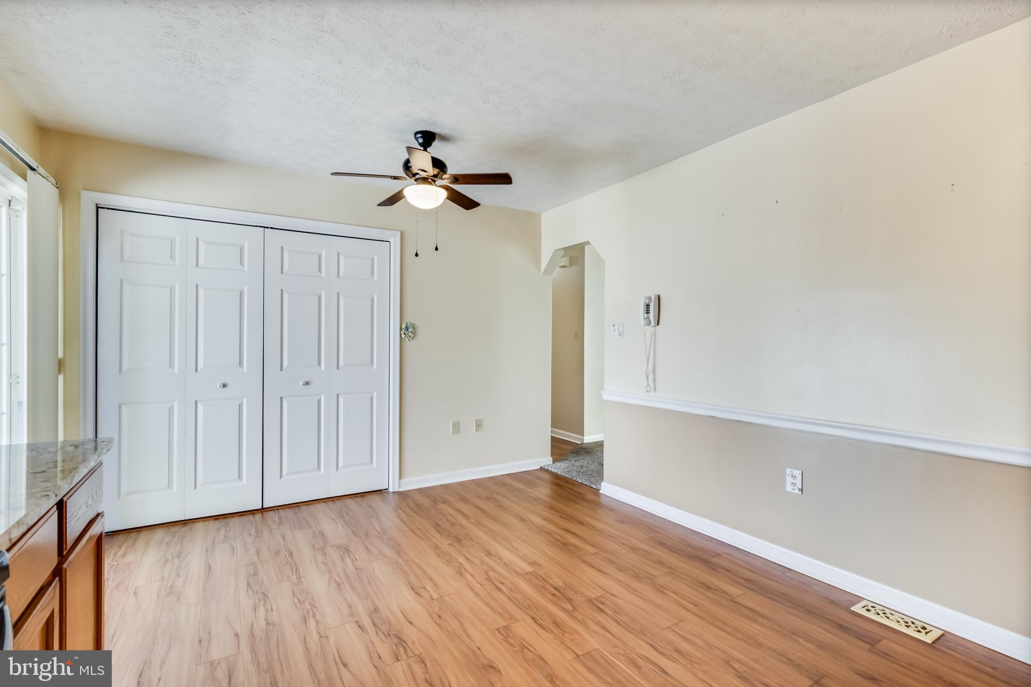 GOLDEN BEACH - Residential