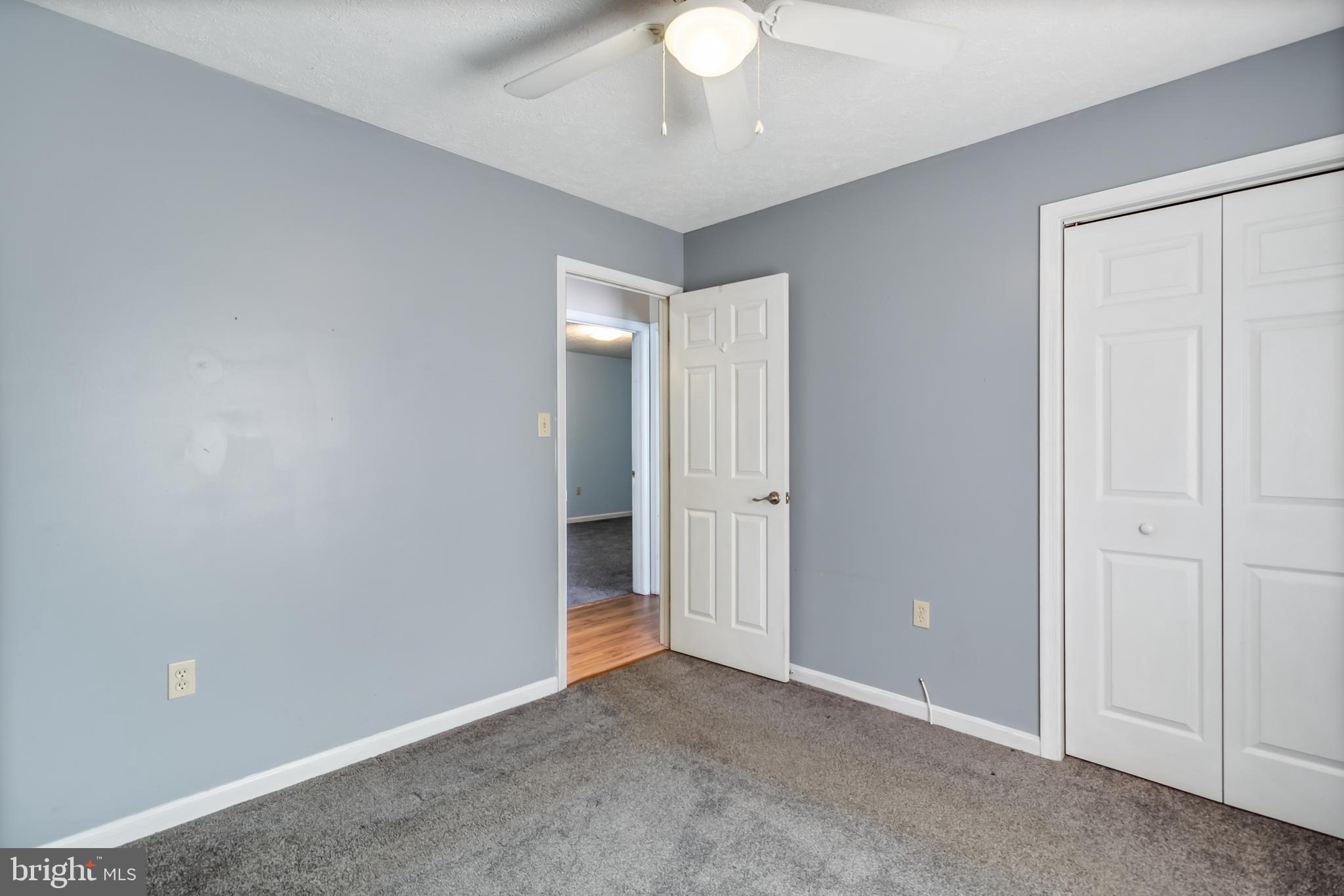 GOLDEN BEACH - Residential