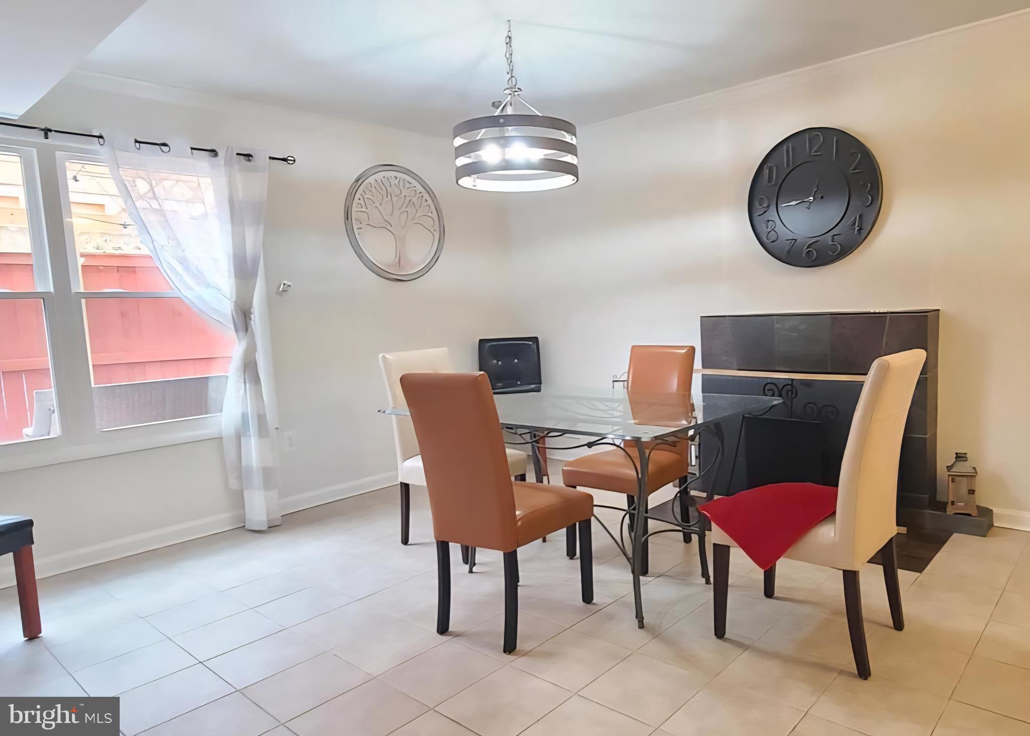 SUGARLAND RUN - Residential Lease